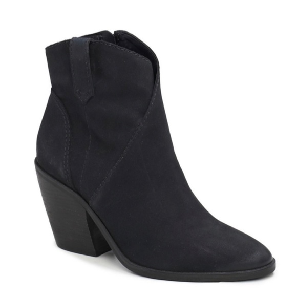 Lucky Brand Shoes - NWT Lucky Brand Loxona Black Western Bootie - Size 7M